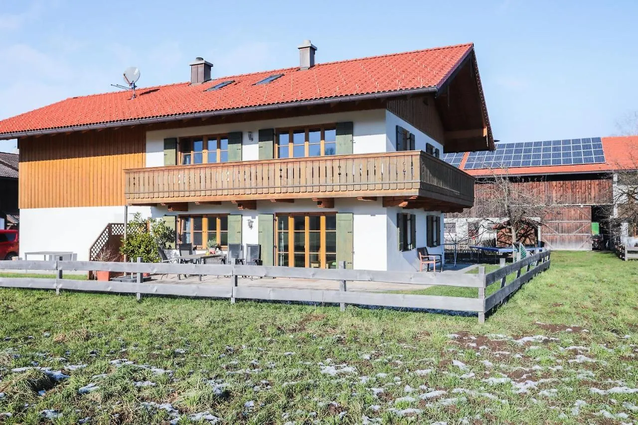 Apartment Ferienwohnung Bergblick Bad Heilbrunn
