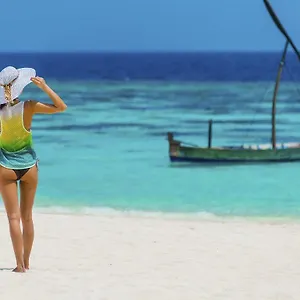 domaine-de-lanse-des-rochers.comcaribbean.com/